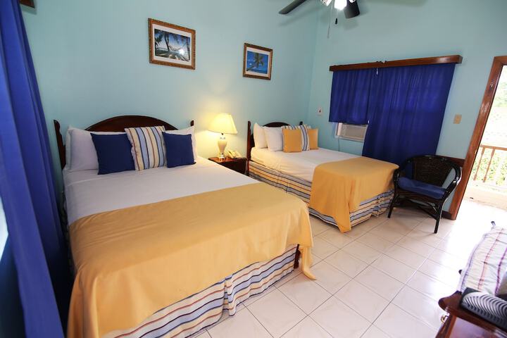 Room 20 of 162