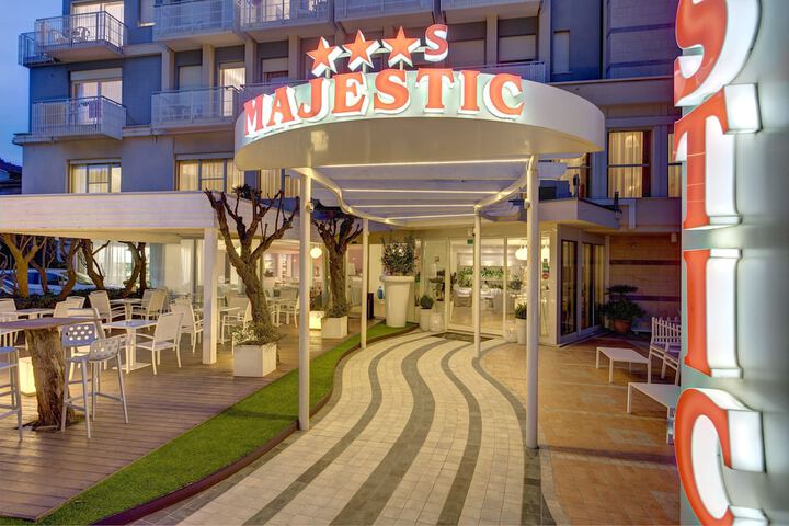 Hotel 69 of 79