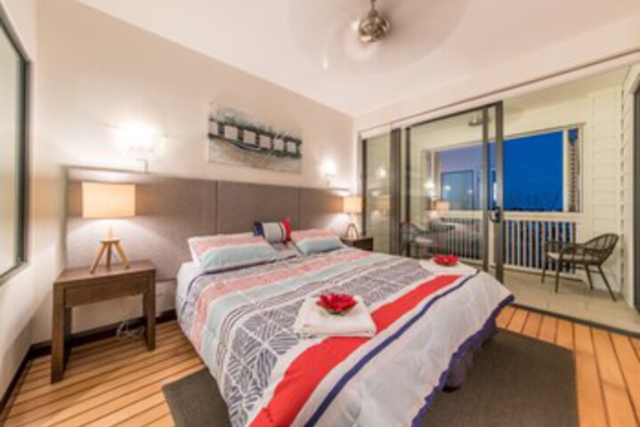 Room 4 of 71