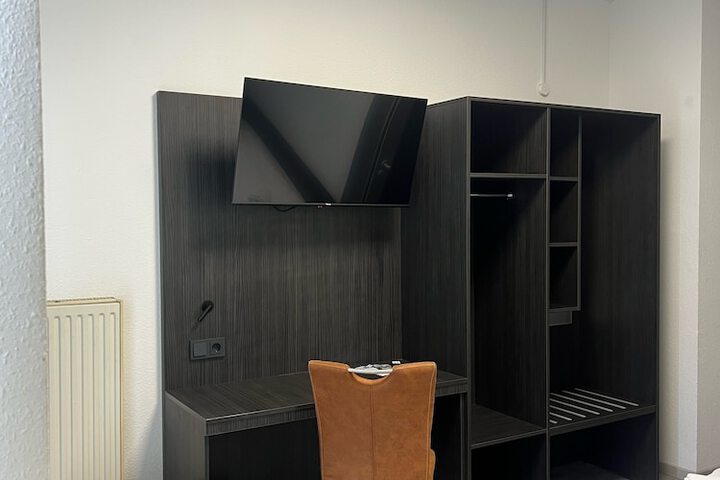 Room 30 of 59