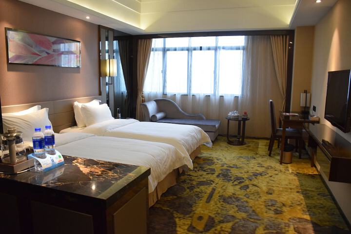 Room 14 of 51