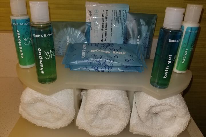 Bathroom amenities
