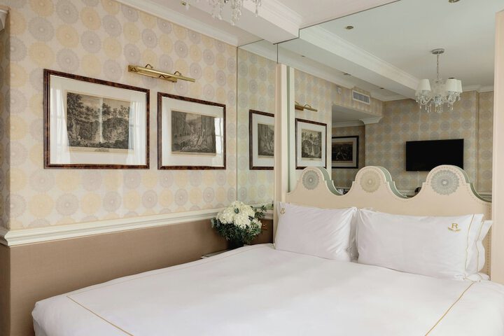 Room 60 of 149