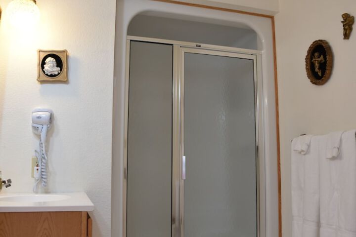Room 43 of 67