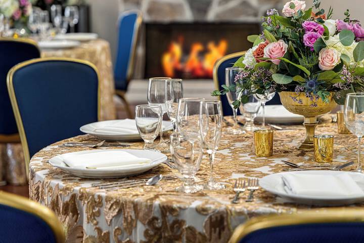 Banquet hall