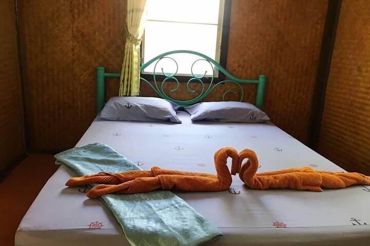 Room 8 of 50