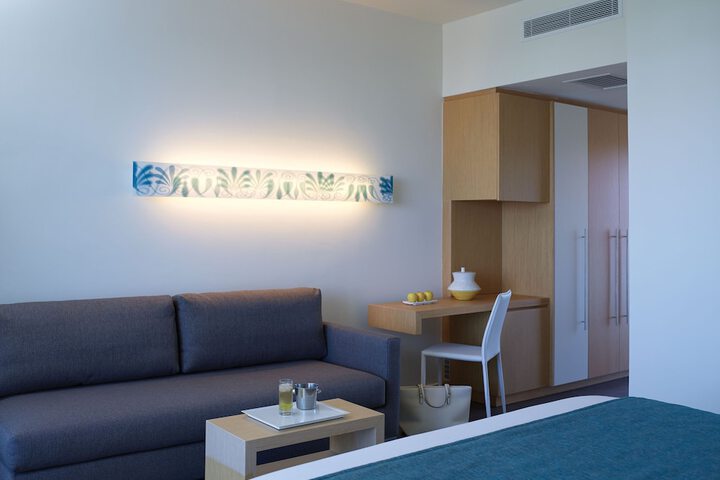 Room 11 of 46
