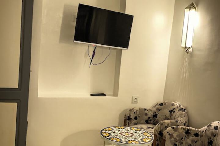 Room 41 of 128