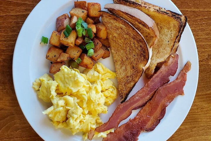 Breakfast/Coffee Service 21 of 30