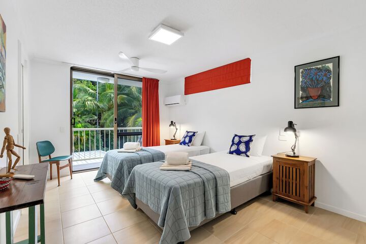 Room 4 of 57