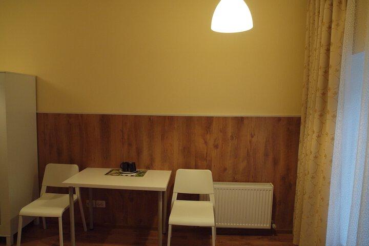 Room 30 of 69