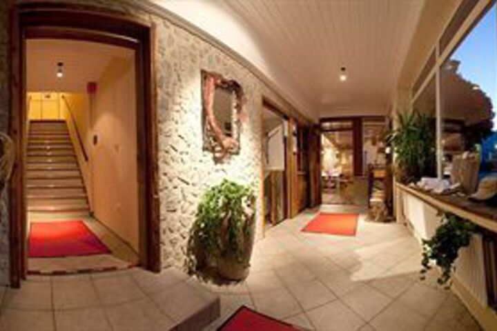 Hotel Interior 9 of 12