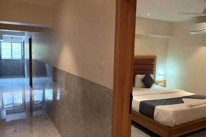 Hotel 12 of 13