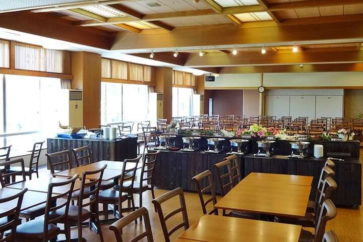 Dining Photos