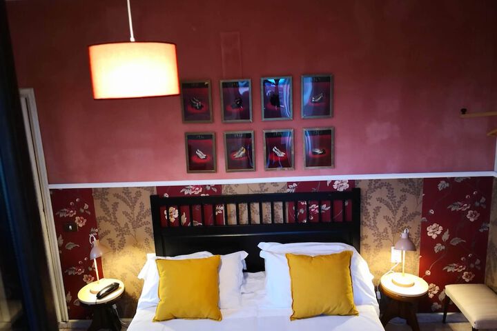 Room 37 of 75