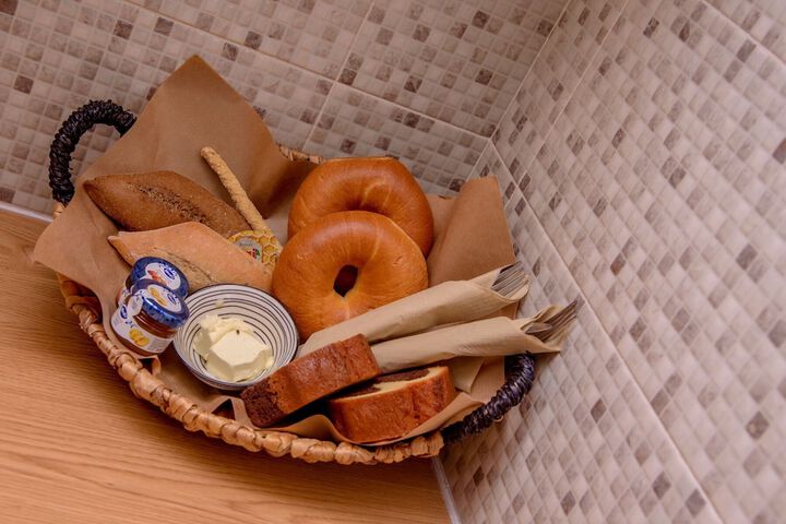 Breakfast/Coffee Service 40 of 73