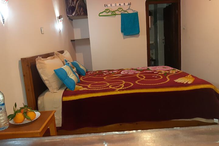 Room 27 of 36