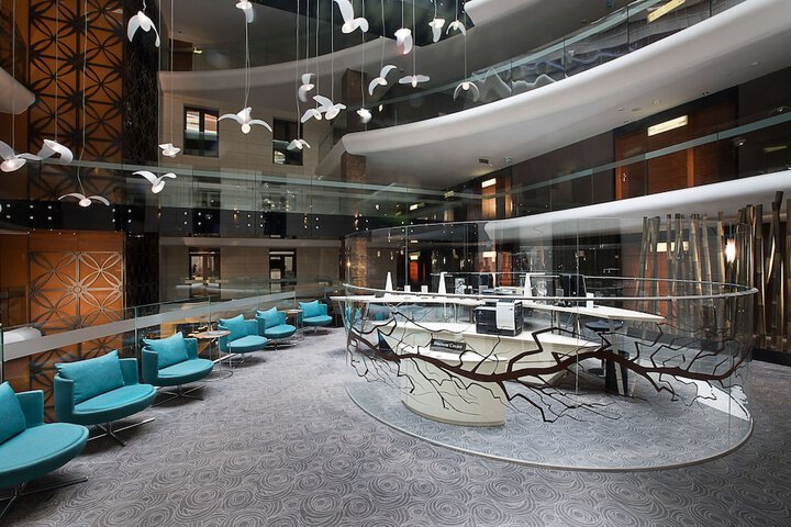 Business Center 64 of 66