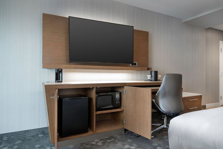 Room 6 of 41