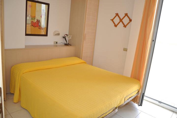 Room 14 of 60