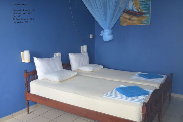Room 17 of 39