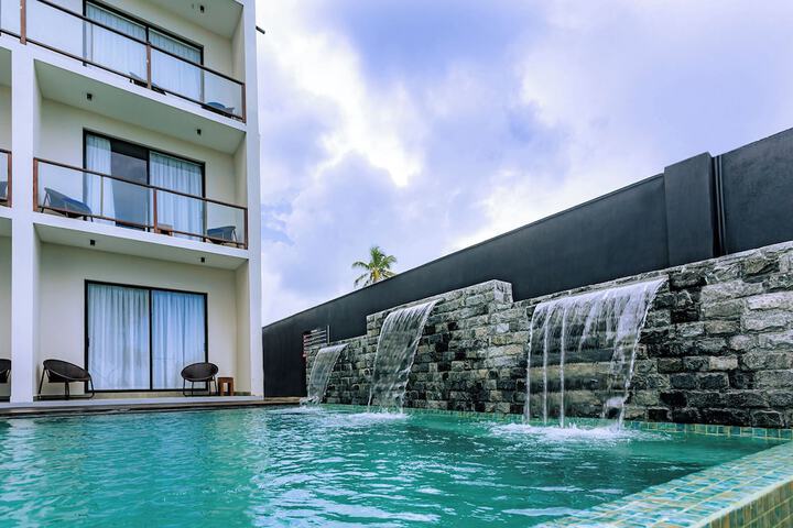 Pool 44 of 74