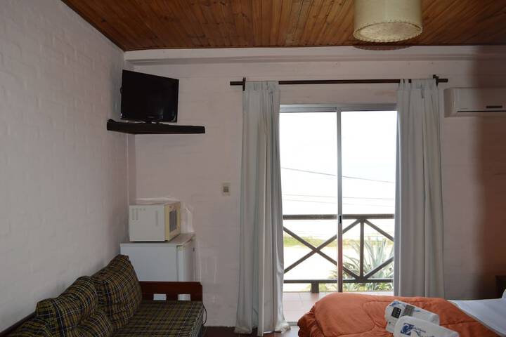Room 10 of 53