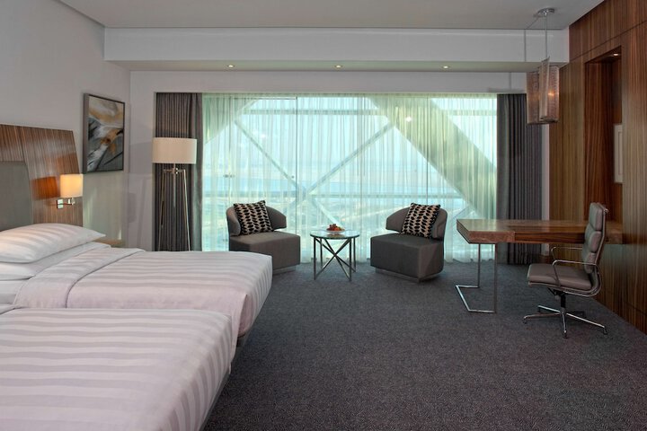 Room 19 of 167
