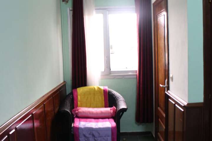Room 4 of 56
