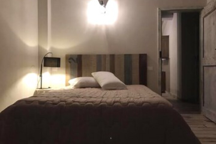 Room 12 of 14