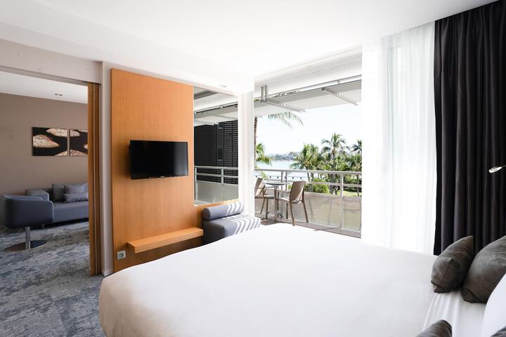 Room 10 of 63