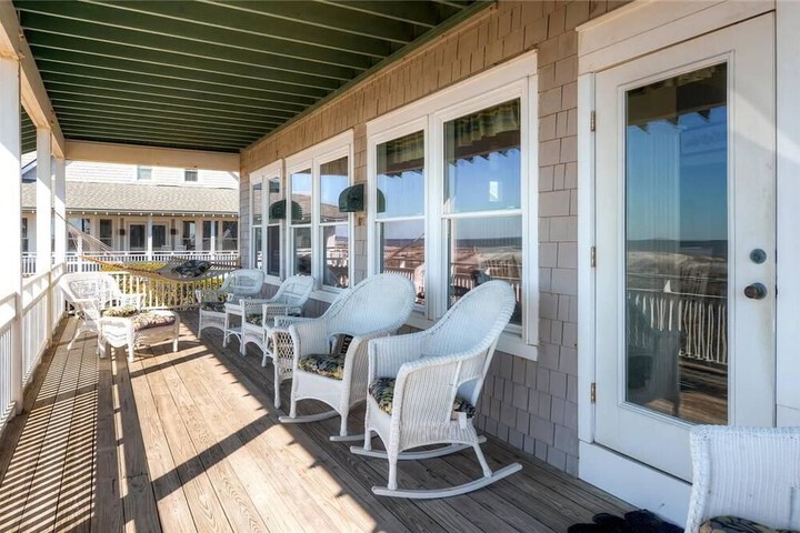 Terrace/Patio 11 of 11