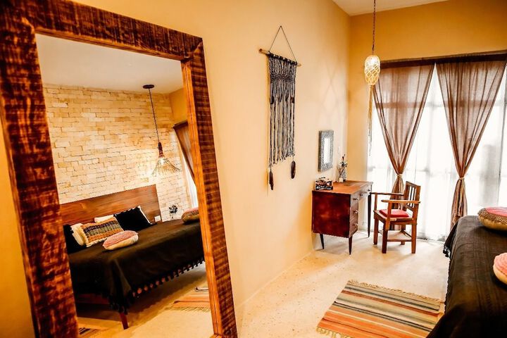 Room 20 of 49