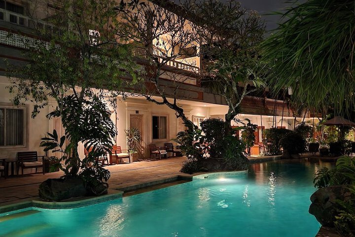 Pool 76 of 95
