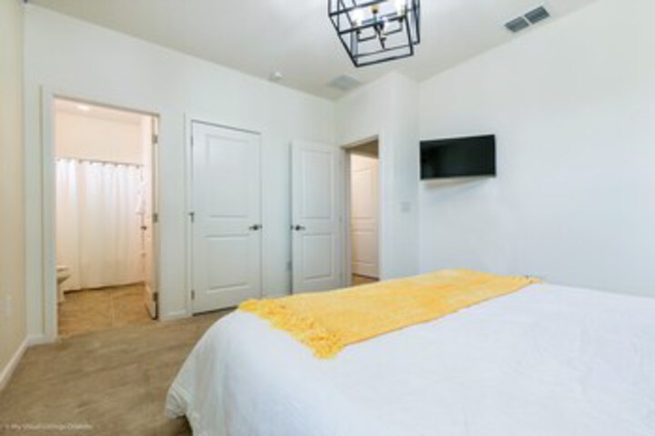 Room 216 of 241