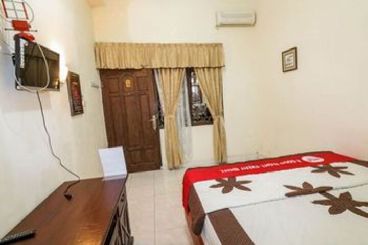 Room 37 of 79