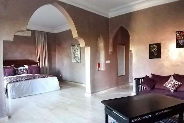 Room 3 of 80