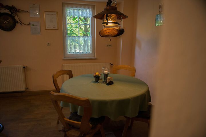 Dining Photos