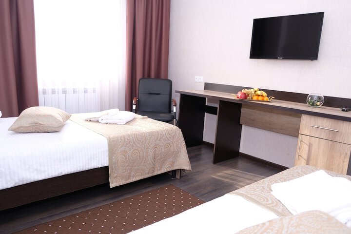 Room 10 of 45