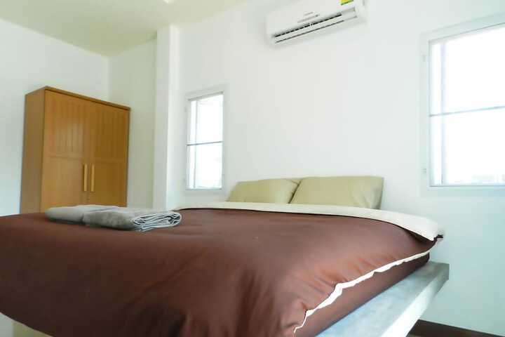 Room 3 of 22