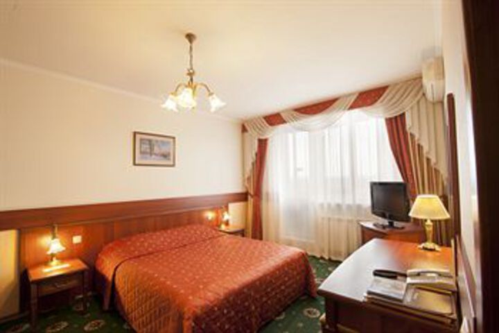 Room 15 of 41