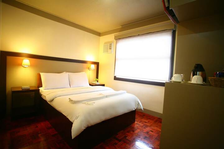 Room 5 of 39