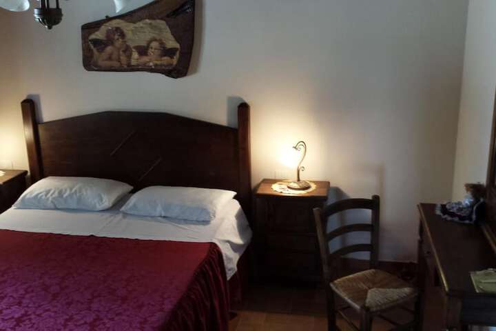 Room 4 of 46