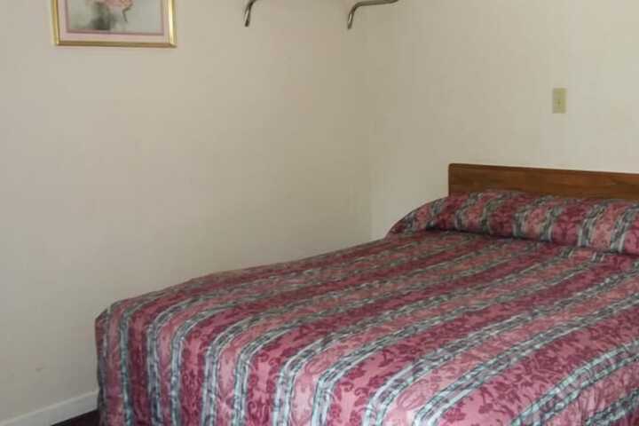 Room 5 of 30