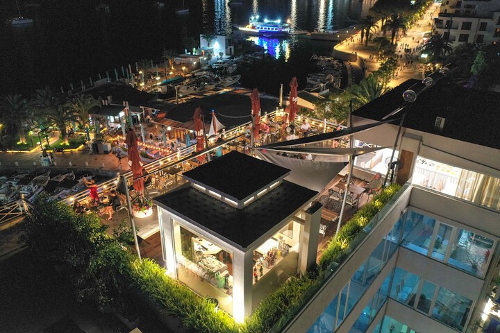 Hotel 136 of 148