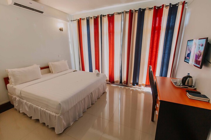 Room 34 of 126