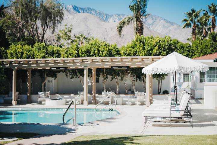 Pool 66 of 93