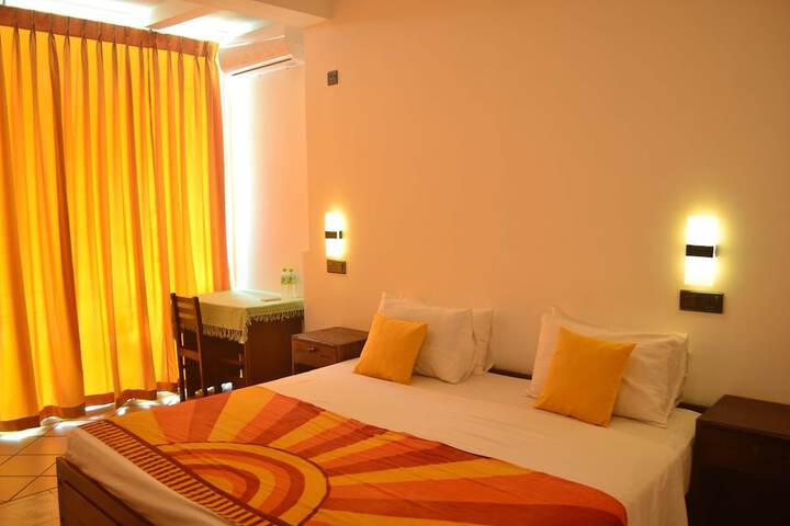 Room 11 of 39