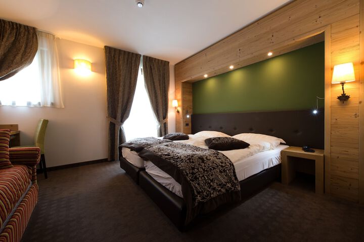Room 15 of 75