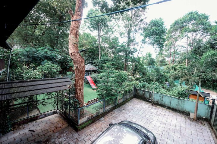 Property Grounds 58 of 77